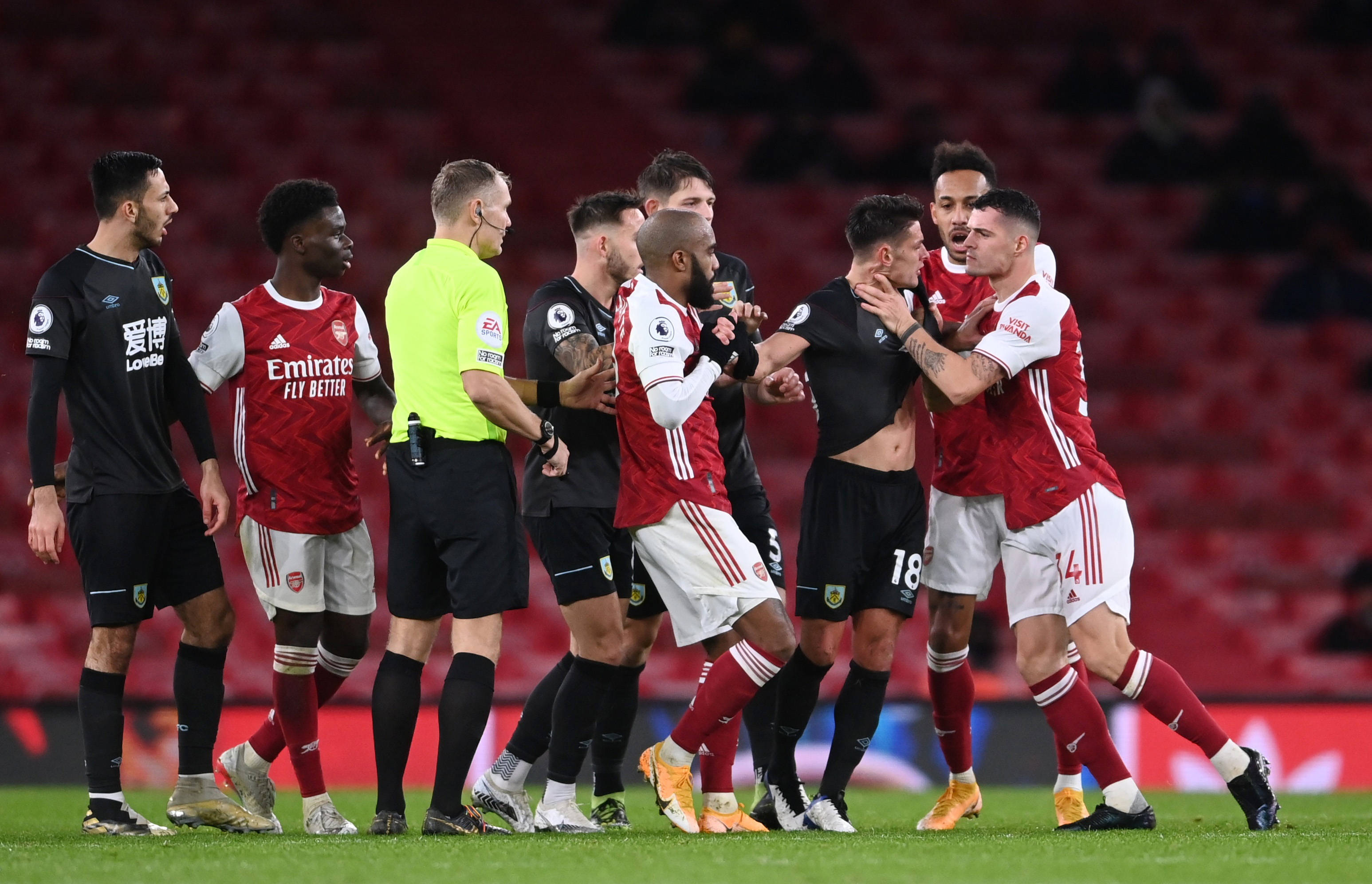 出与多面性 出与多面性